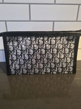 Black and White Mesh Cosmetic Pouch